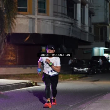 Runner Photo 7975791