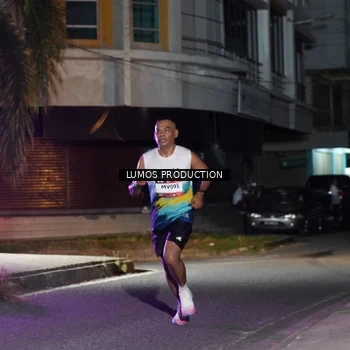 Runner Photo 7975815
