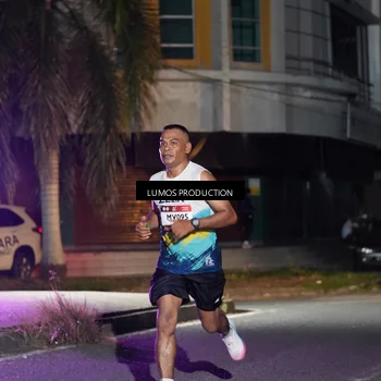 Runner Photo 7975835