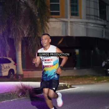 Runner Photo 7975839