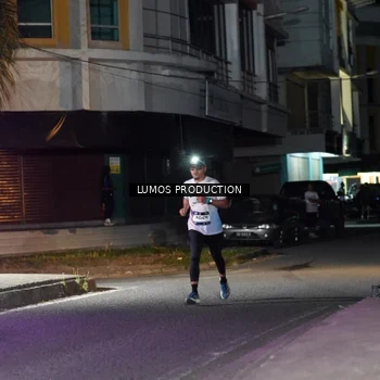 Runner Photo 7975844