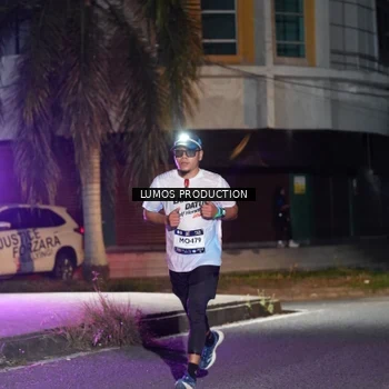 Runner Photo 7975869