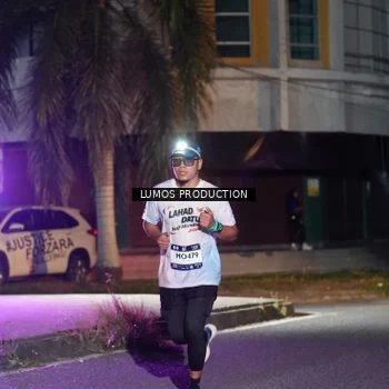 Runner Photo 7975873