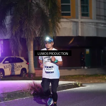Runner Photo 7975875