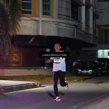 Runner Photo 7975899