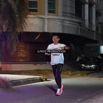 Runner Photo 7975900