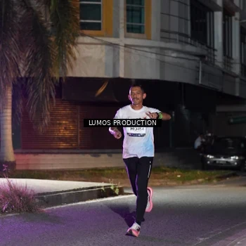 Runner Photo 7975902