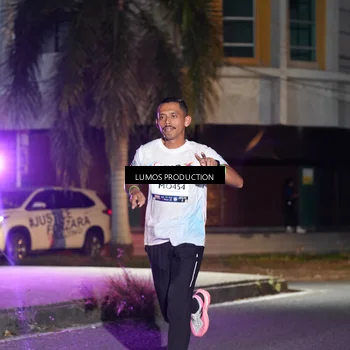 Runner Photo 7975921