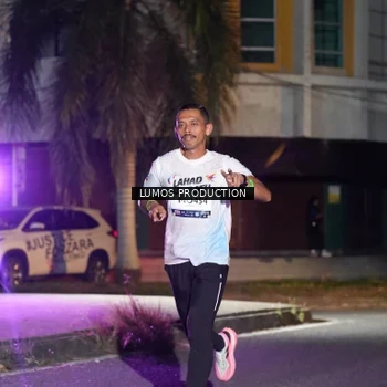 Runner Photo 7975922