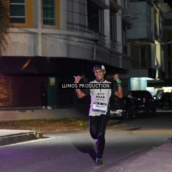 Runner Photo 7975936