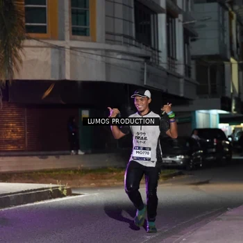 Runner Photo 7975938