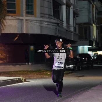 Runner Photo 7975940