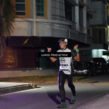 Runner Photo 7975945