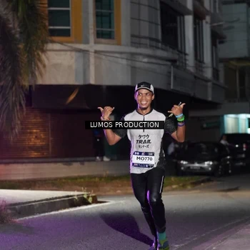 Runner Photo 7975950