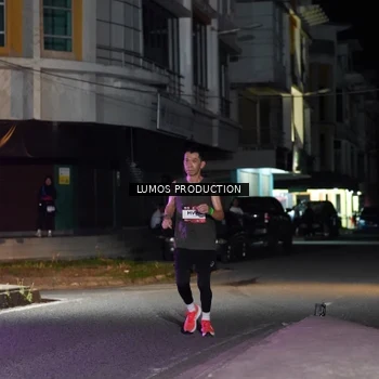 Runner Photo 7975966