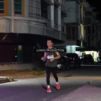 Runner Photo 7975970
