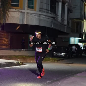 Runner Photo 7975991