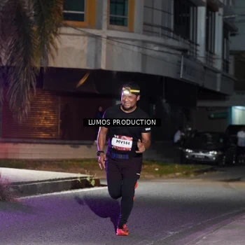 Runner Photo 7975998