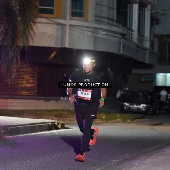 Runner Photo 7975999