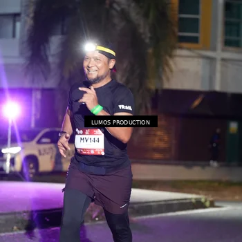 Runner Photo 7976011