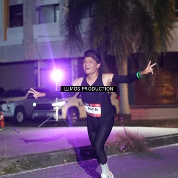 Runner Photo 7976073
