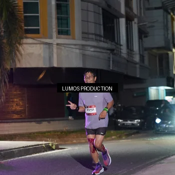 Runner Photo 7976087