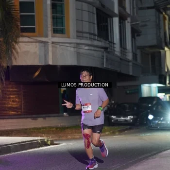 Runner Photo 7976088