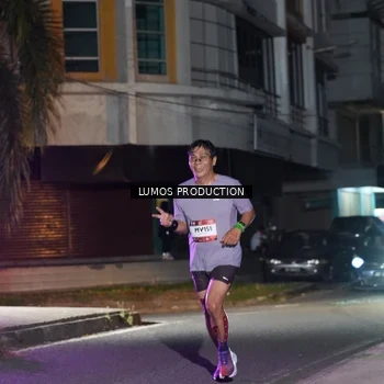 Runner Photo 7976090