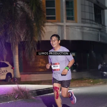 Runner Photo 7976109