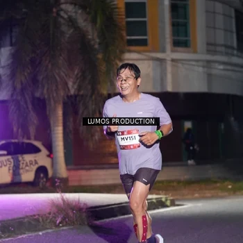 Runner Photo 7976115