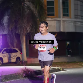 Runner Photo 7976117