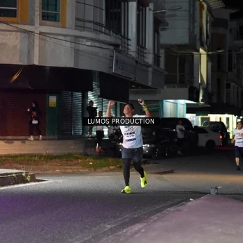 Runner Photo 7976130