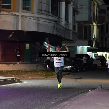 Runner Photo 7976137