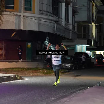 Runner Photo 7976140