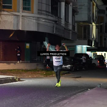 Runner Photo 7976143