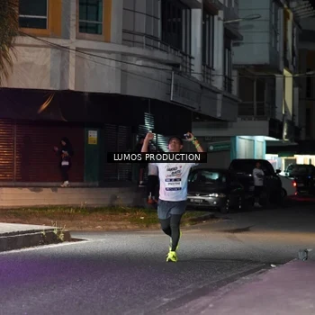 Runner Photo 7976152