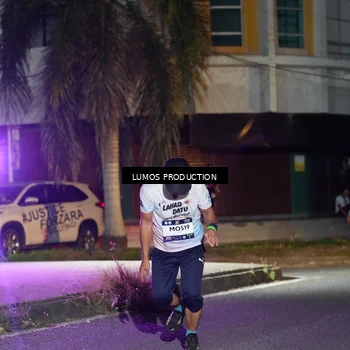 Runner Photo 7976252