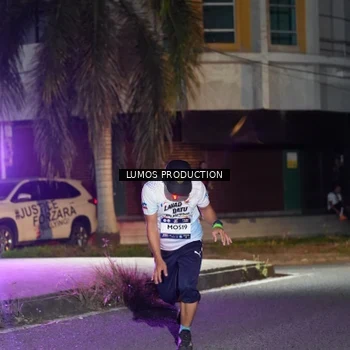Runner Photo 7976255