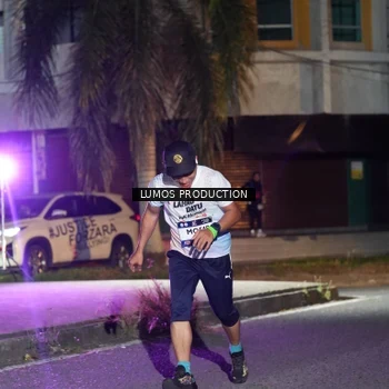 Runner Photo 7976257