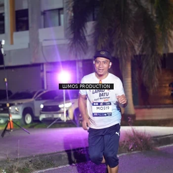Runner Photo 7976272