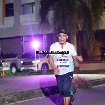 Runner Photo 7976274