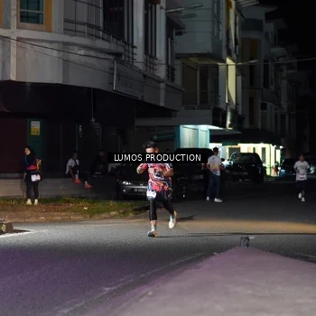 Runner Photo 7976284