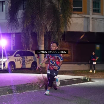 Runner Photo 7976321