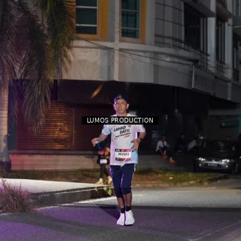 Runner Photo 7976362