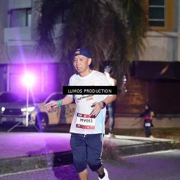 Runner Photo 7976390