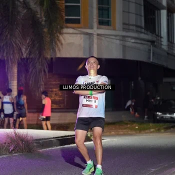 Runner Photo 7976399