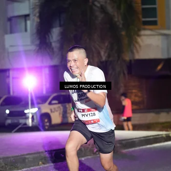 Runner Photo 7976407