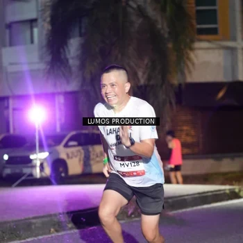 Runner Photo 7976411