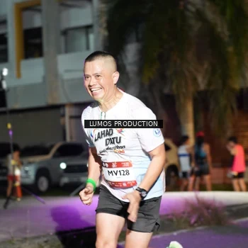 Runner Photo 7976412