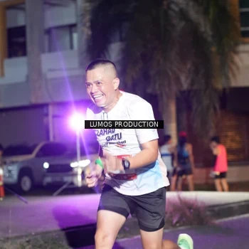 Runner Photo 7976413